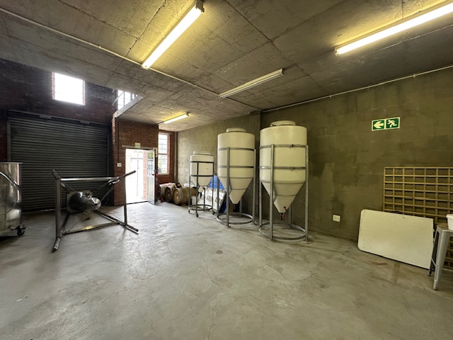 To Let commercial Property for Rent in Maitland Western Cape